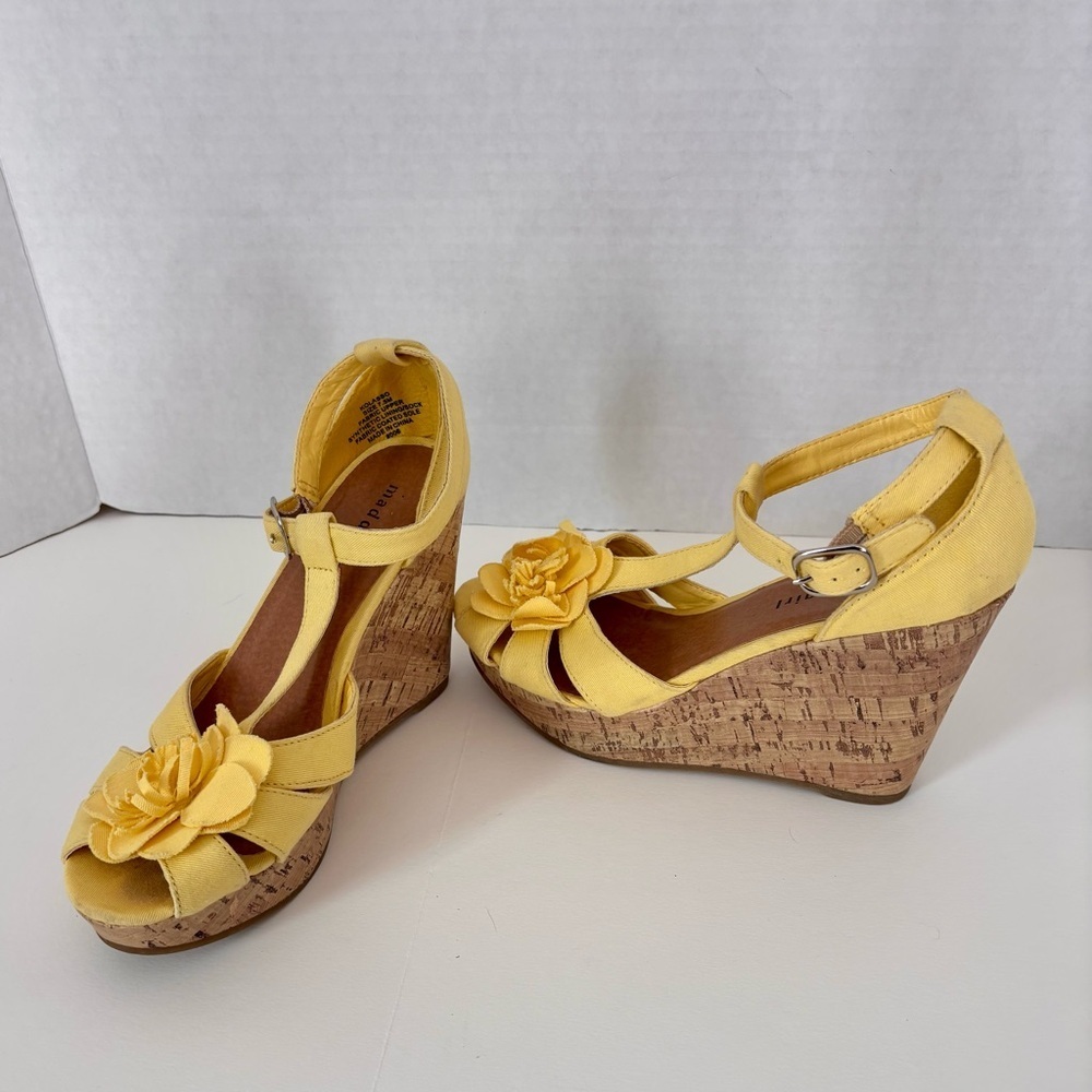 Madden Girl Yellow Floral Wedge Sandals Kolasso Womens Size 7.5 M Cork Platform - Picture 2 of 6